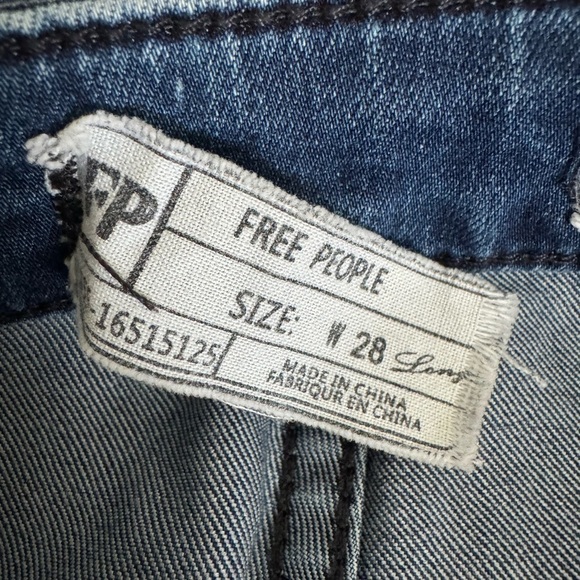 Free People- Dark Wash Stretch Denim Extra Large Flare Bell Bottom Jean Pants - Picture 6 of 8